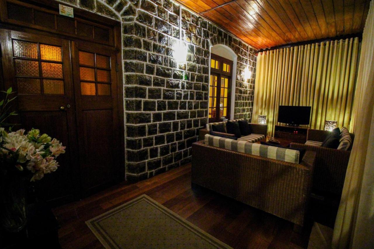 Brockenhurst Bungalow Нувара-Элия Экстерьер фото