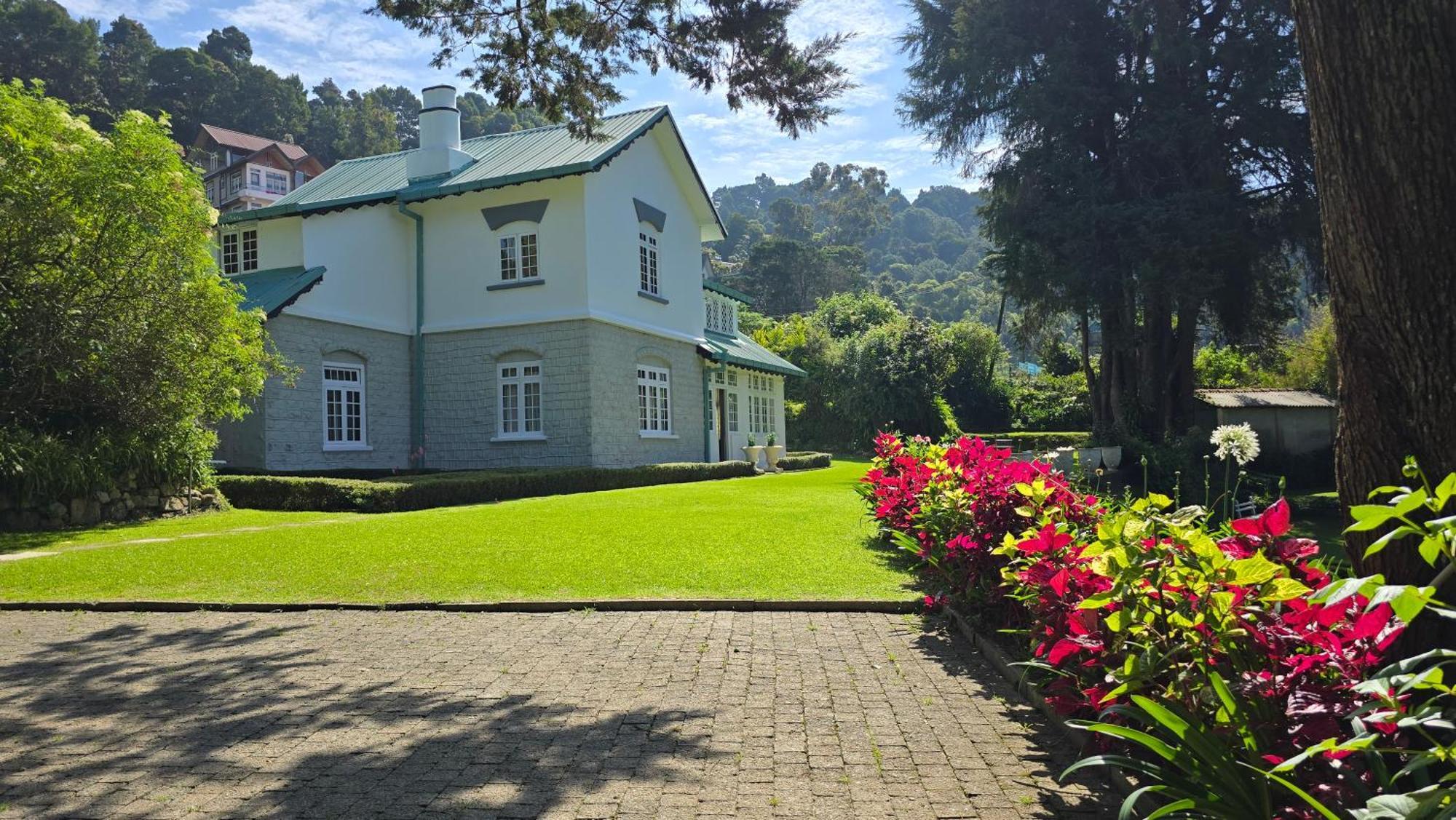 Brockenhurst Bungalow Нувара-Элия Экстерьер фото
