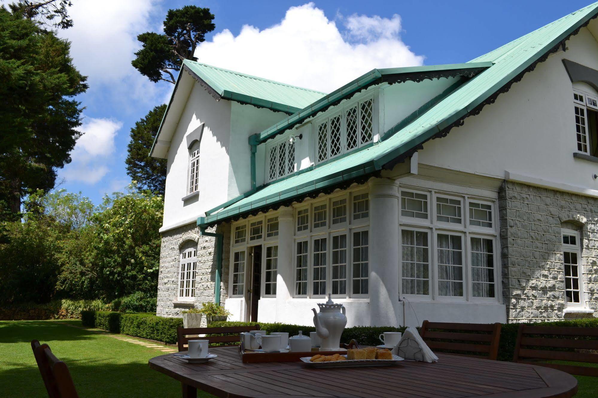 Brockenhurst Bungalow Нувара-Элия Экстерьер фото